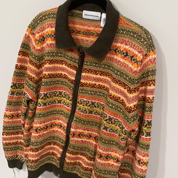 Colorful Patterned Sweater - Picture 2 of 7